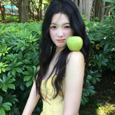 惨绿愁红